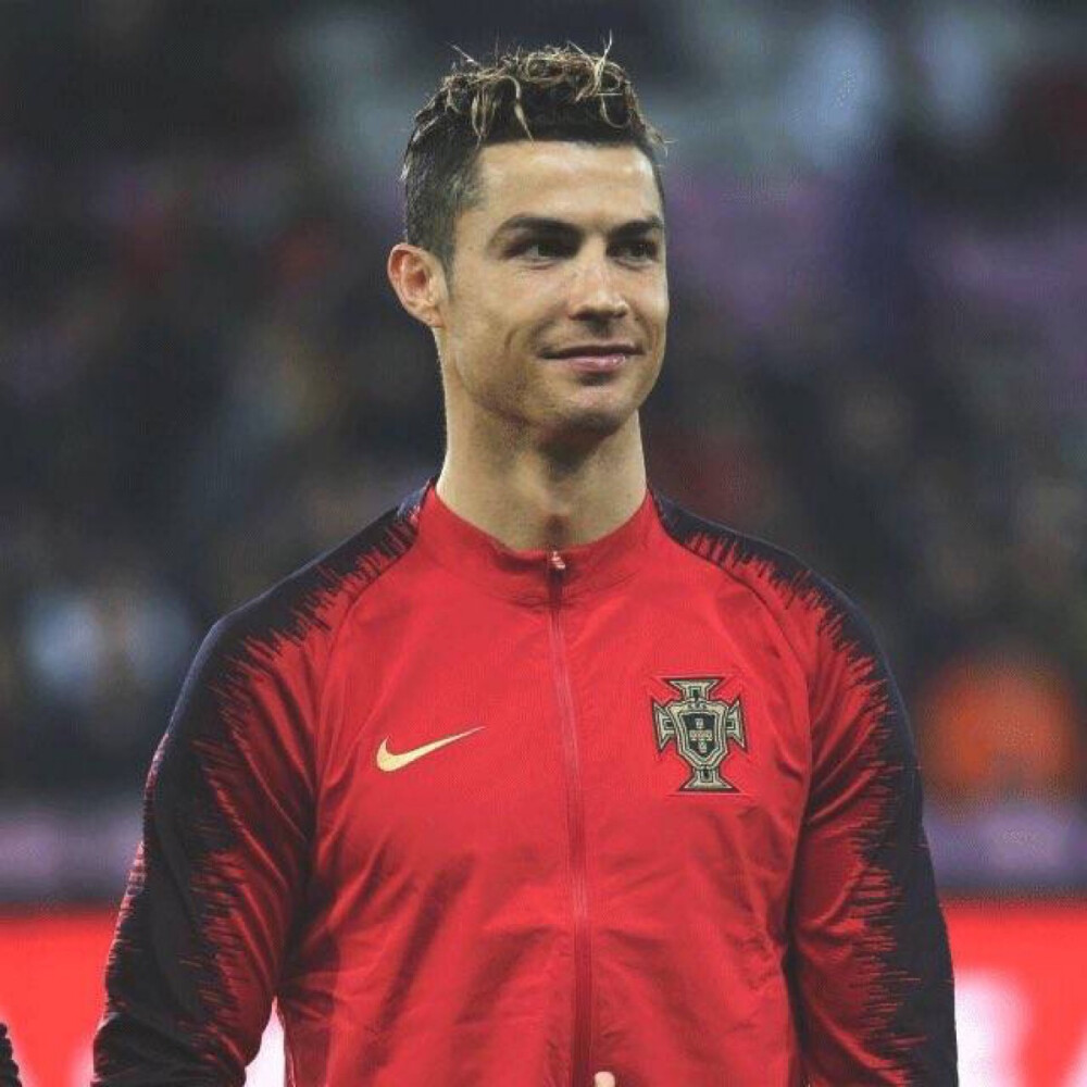 德天空：赫塔16岁中场艾希霍恩引众豪门争夺，其解约金1200万（德天空：16岁赫塔中场新星艾希霍恩获多家豪门青睐，解约金为1200万）