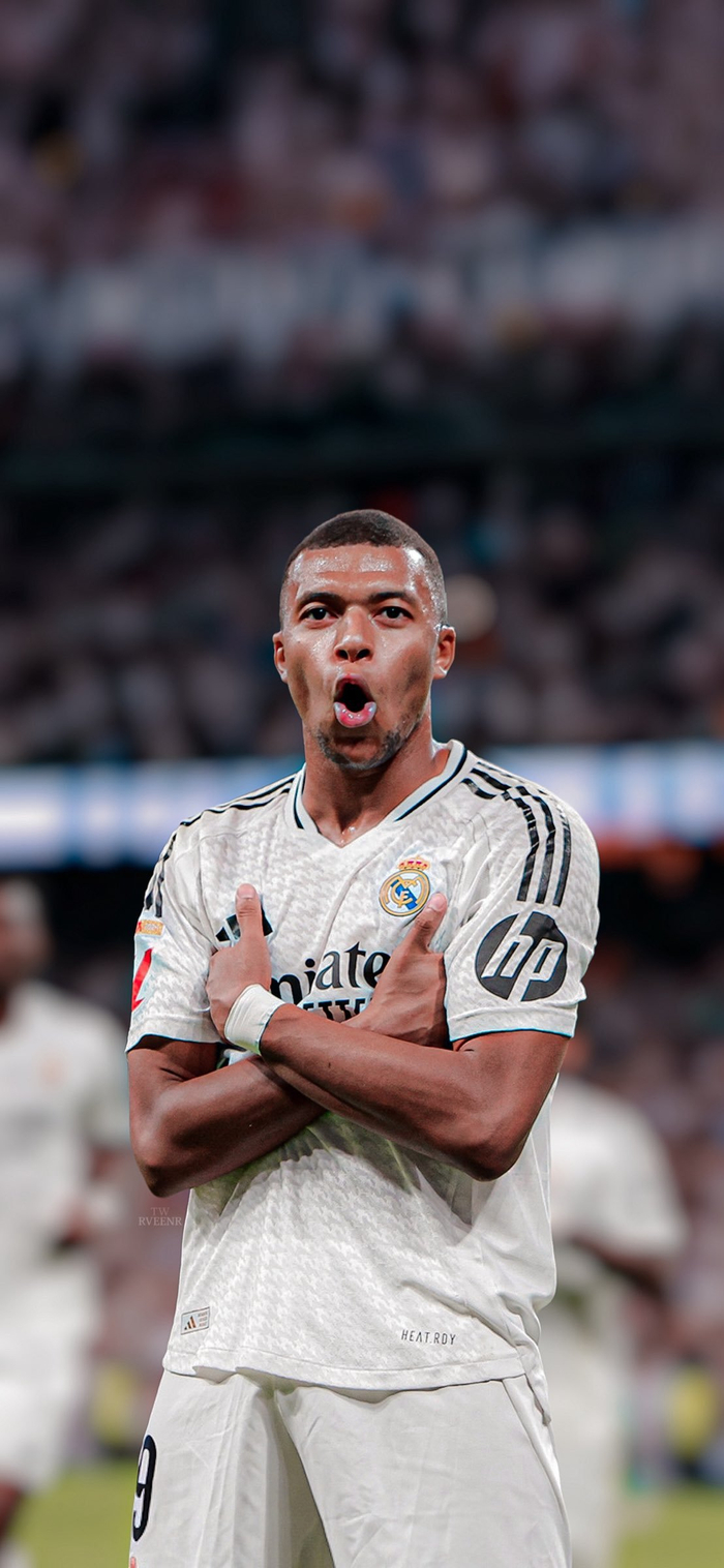 德转意甲本赛季身价涨幅最高11人阵容：帕斯暴涨3000万欧领衔（德转评意甲本季身价涨幅最大11人阵：帕斯领跑，身价飙升3000万欧）