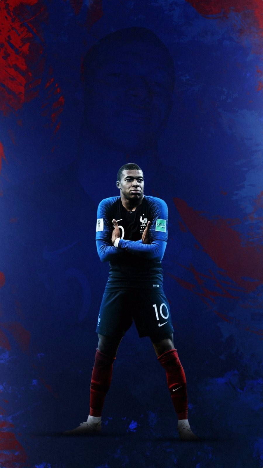 场面火爆，吉马良斯掐罗梅罗脖子逃过红牌（火爆冲突，吉马良斯掐住罗梅罗脖子仍逃过红牌）