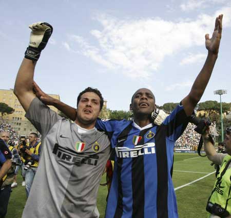 苏超创全国多个标志性第一次：央视转播、启用VAR、名哨执法（苏超多项全国首创：央视直播、启用VAR、名哨吹罚）