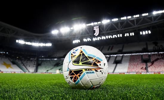 足坛悲喜夜！拜仁曼城齐齐绝杀意甲西甲榜首易主巴萨31超皇马（欧陆足坛大反转！拜仁、曼城读秒绝杀，意甲西甲领头羊易位，巴萨3-1反超皇马）