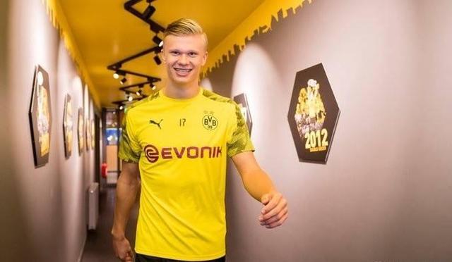 詹卢卡-曼奇尼：意大利渴望参加世界杯，每个人都会全力以赴（詹卢卡-曼奇尼：意大利渴望出战世界杯，全队将拼尽全力）