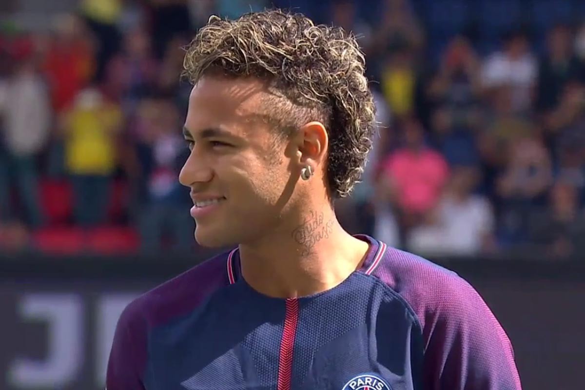 生涯首次攻破科莫球门，劳塔罗意甲对阵30支球队取得过进球（生涯首破科莫球门，劳塔罗已在意甲对30队取得进球）