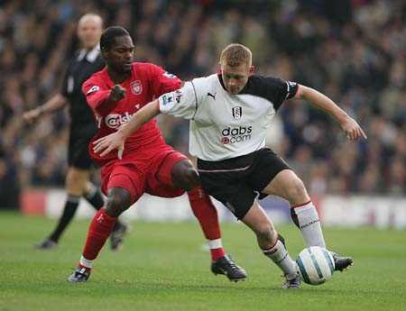 广东目标双冠，北京心仪外援遭截胡，辽宁欲更换外援，新疆队长受伤（广东冲击双冠，北京意中外援遭抢签，辽宁考虑换外援，新疆队长受伤）