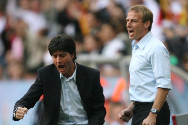 瓦伦西亚1-0莱万特，杜罗一剑封喉（瓦伦西亚1-0小胜莱万特，杜罗打进制胜球）